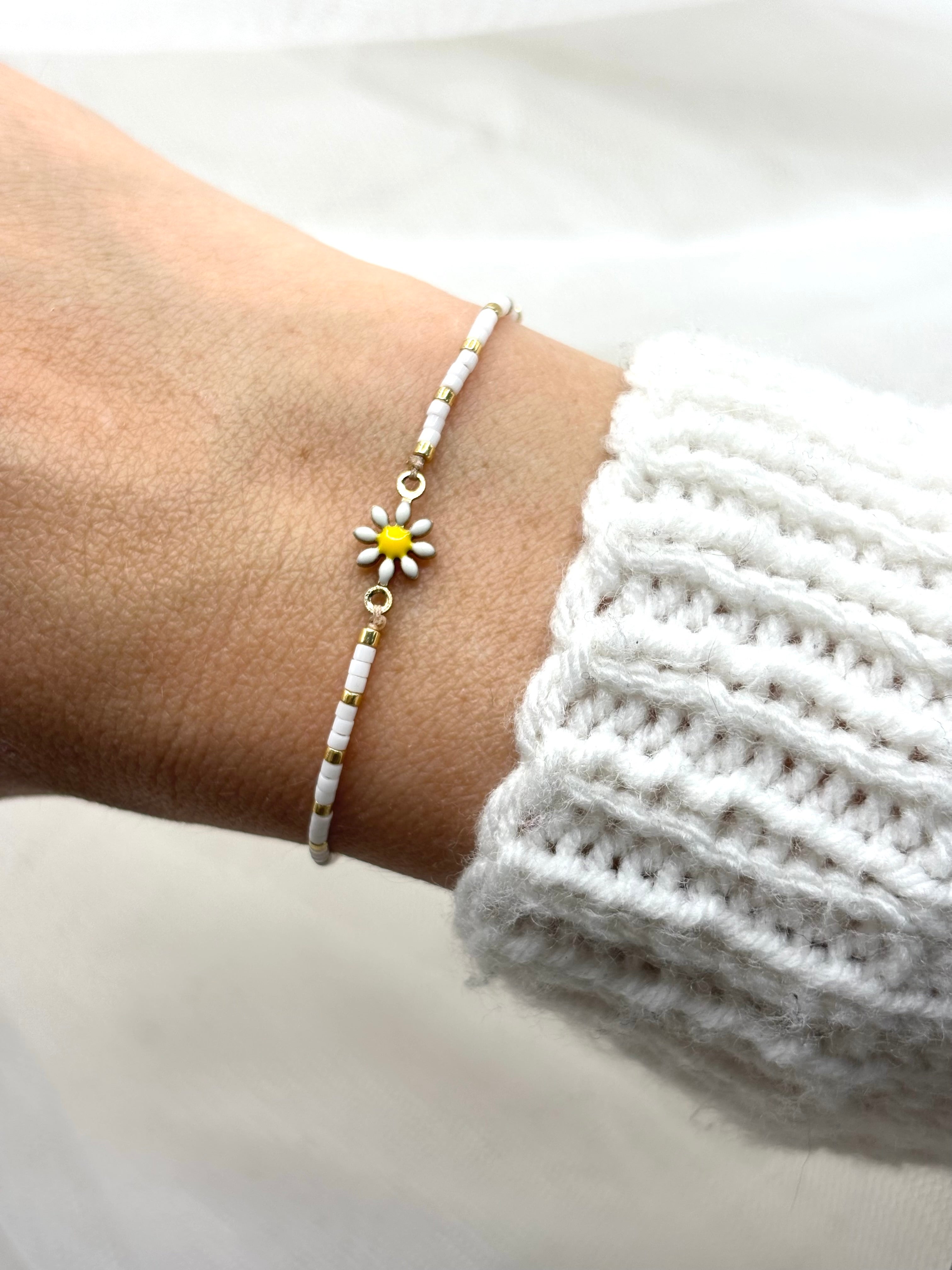 Armband für Damen, Armband mit Blume, Blumen Perlen Armband, Armband Perlen, Damen Armband Perlen